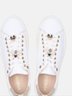 Venezia White Lace-Up Sneakers with Gold Bee Charms